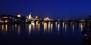 Beitragsbild des Blogbeitrags Prag bei Nacht