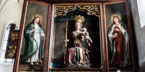 Beitragsbild des Blogbeitrags Blons, das Stift Gerold und die St. Martins Kirche in Ludesch