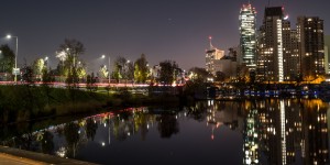 Beitragsbild des Blogbeitrags Kaisermühlen im Abendlicht