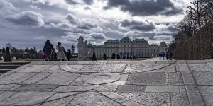 Beitragsbild des Blogbeitrags Schloss Belvedere bei Sturm