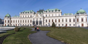 Beitragsbild des Blogbeitrags Schloss Belvedere im Sonnenschein