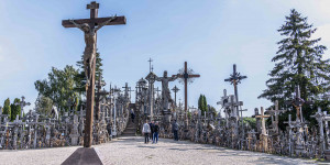 Beitragsbild des Blogbeitrags Berg der Kreuze – Abschied von Litauen