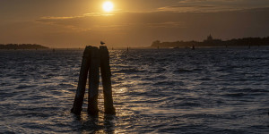 Beitragsbild des Blogbeitrags Sonnenuntergang und Blaue Stunde