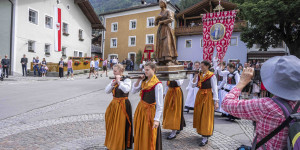 Beitragsbild des Blogbeitrags Fronleichnams-Prozession in Matrei