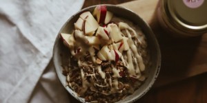 Beitragsbild des Blogbeitrags What I eat in a day – veganes Food Diary 