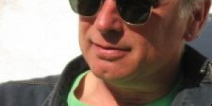 Beitragsbild des Blogbeitrags Im Bücherregal von Reinhard Kacianka