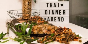 Beitragsbild des Blogbeitrags {Rezept}: 7 Geschmackswelten – Food Friday in Thailand: Yam Wun Sen Thai Glasnudel Salat 