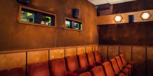 Beitragsbild des Blogbeitrags KINOJUWELEN: Kino Intimes (DE)