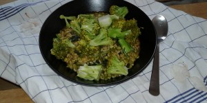 Beitragsbild des Blogbeitrags Leichtes und schmackhaftes Reisgericht aus dem Instant-Pot 