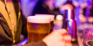 Beitragsbild des Blogbeitrags OLG Wien hebt Verurteilung von Ex-Grüner Sigrid Maurer auf 