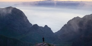 Beitragsbild des Blogbeitrags Einsamkeit besiegen: So lässt du die Einsamkeit wirklich hinter dir! 