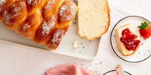 Beitragsbild des Blogbeitrags Süßes Osterbrot: Ein süßer, klassicher Hefezopf 