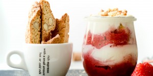 Beitragsbild des Blogbeitrags Erdbeertiramisu im Weckglas