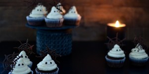 Beitragsbild des Blogbeitrags Schaurig-schöne Geister Cupcakes