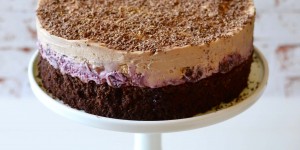 Beitragsbild des Blogbeitrags Maroni Kirsch Torte