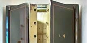 Beitragsbild des Blogbeitrags Zero Hedge: Nun horten auch die Schweizer Bargeld