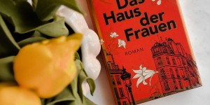 Beitragsbild des Blogbeitrags Buchclub // Leserunde zu Das Haus der Frauen von Laetitia Colombani