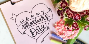 Beitragsbild des Blogbeitrags Muttertag // Handlettering Vorlagen zum Ausdrucken