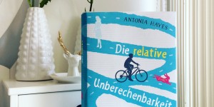 Beitragsbild des Blogbeitrags Die relative Unberechenbarkeit des Glücks von Antonia Hayes