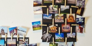 Beitragsbild des Blogbeitrags DIY Anleitung – quadratische Instagram Fotos entwickeln als Wanddeko 