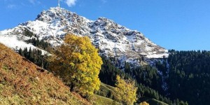 Beitragsbild des Blogbeitrags Bild des Monats Oktober 2017 – schneebedecktes Kitzbüheler Horn 