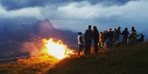 Beitragsbild des Blogbeitrags Feuerbrennen – Bild des Monats im Juni 2018
