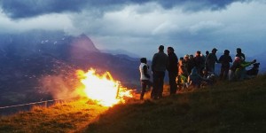 Beitragsbild des Blogbeitrags Feuerbrennen – Bild des Monats im Juni 2018 