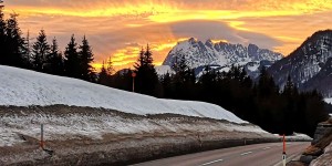 Beitragsbild des Blogbeitrags Sonnenuntergang in Waidring – Bild des Monats im Februar 2019 