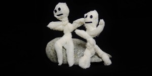 Beitragsbild des Blogbeitrags Mumie aus Draht und Mullbinde – Halloween Deko