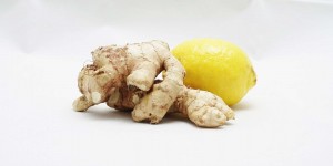 Beitragsbild des Blogbeitrags Ingwer Zitronen Sirup Rezept