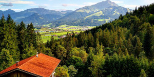Beitragsbild des Blogbeitrags Blick nach St. Johann in Tirol – Bild des Monats im September 2020 