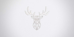Beitragsbild des Blogbeitrags Hirsch aus Holz