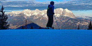Beitragsbild des Blogbeitrags Skifahren am Harschbichl – Bild des Monats im Jänner 2023 