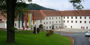 Beitragsbild des Blogbeitrags Neue Regierung beschloss bei erster Klausur 6 Maßnahmen – TopEasy (5.1.)
