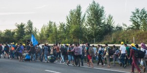 Beitragsbild des Blogbeitrags Innen-Minister wollen strengere Regeln beim Thema Migration – TopEasy (12.07.)
