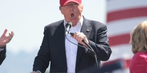 Beitragsbild des Blogbeitrags Buch über US-Präsident Donald Trump sorgt für Aufregung – TopEasy (05.09.)