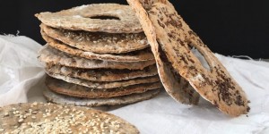 Beitragsbild des Blogbeitrags TASTY FRIDAY: Knäckebrot