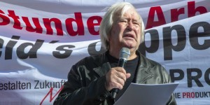 Beitragsbild des Blogbeitrags „Das eigentliche Schwein ist und bleibt das kapitalistische Wirtschaftssystem“