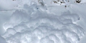 Beitragsbild des Blogbeitrags Höchste Lawinen-Warnstufe in Teilen von Österreich – Top Easy (09.01.)