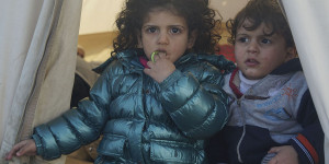 Beitragsbild des Blogbeitrags Flüchtlingselend auf Lesbos: Betrachtungen zum Jahreswechsel