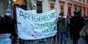 Beitragsbild des Blogbeitrags UG-Novelle: Ein Studienrecht nur für Vollzeitstudierende?