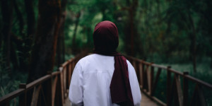 Beitragsbild des Blogbeitrags „Wie hast du es mit der Religion?“ Die Glaubensfrage als Diskriminierung 