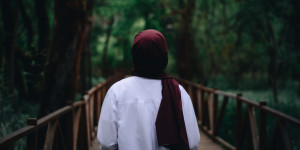 Beitragsbild des Blogbeitrags „Wie hast du es mit der Religion?“ Die Glaubensfrage als Diskriminierung