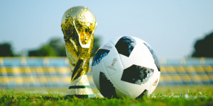 Beitragsbild des Blogbeitrags Fußball-WM alle zwei Jahre: ein Schritt in die völlig falsche Richtung