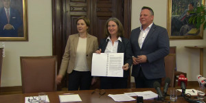 Beitragsbild des Blogbeitrags Dunkelrot-Grün-Rote Koalition in Graz fix