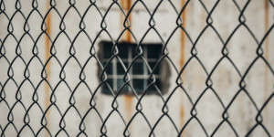 Beitragsbild des Blogbeitrags ÖVP verlegt Parteitag in Justizanstalt