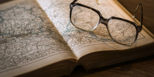 Beitragsbild des Blogbeitrags Atlas des Unsichtbaren