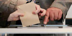 Beitragsbild des Blogbeitrags Rettet die Demokratie!