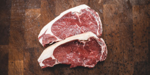 Beitragsbild des Blogbeitrags Fleisch enthält oft Krankheitserreger – TopEasy aktuell