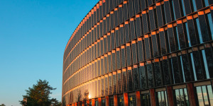 Beitragsbild des Blogbeitrags Die EU hat im Sommer so viel Solar-Strom produziert wie noch nie – TopEasy aktuell
